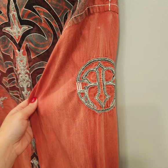 Roar Signature Y2K Long Sleeve Button Up Mens Shirt - Picture 13 of 13